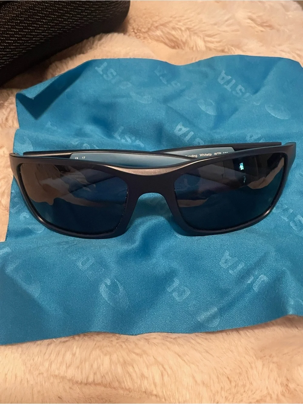 Costa Whitetip WTP 123 Polarized Fishing Sunglasses in great condition